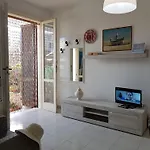Sirleo Flat Apartment