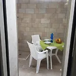 Sirleo Flat